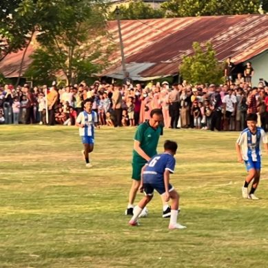 TNI-Polri Lakukan Pengamanan Ketat Saat Presiden Jokowi Bermain Sepak Bola di Gorontalo