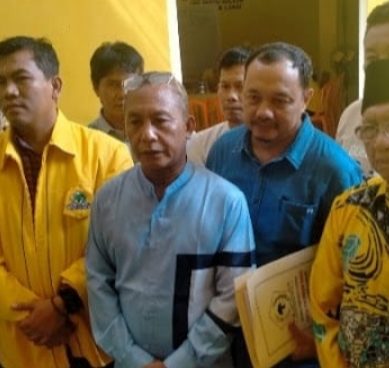 Pasangan Berlian Kembali Ambil Formulir Cabup Dan Cawabup di Partai Golkar