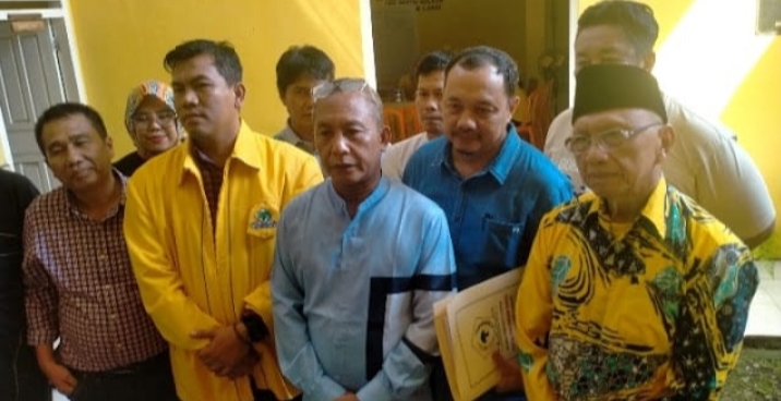 Pasangan Berlian Kembali Ambil Formulir Cabup Dan Cawabup di Partai Golkar