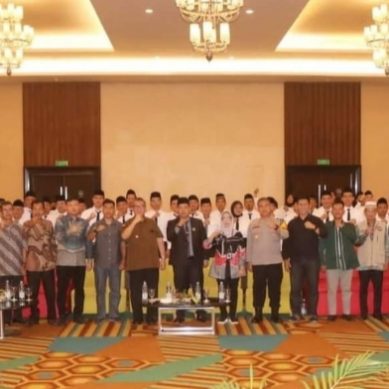 Hadiri Pelantikan Anggota Panwaslu Kecamatan, Pj. Bupati Ingatkan Untuk Bekerja Profesional
