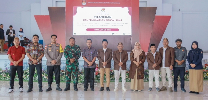 Sebanyak 312 Anggota PPS Kabupaten Pohuwato Dilantik Ketua KPU.