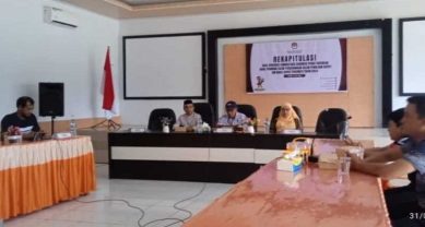 Bakal Pasangan Calon Jalur Perseorangan  Salahudin Pakaya dan Vicky Prasetyo Dinyatakan Belum Memenuhi syarat.