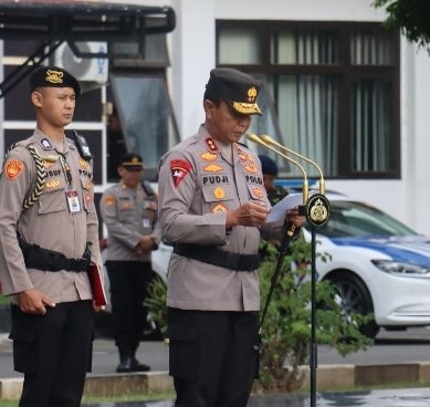 Jelang HUT Bhayangkara Ke-78, Polda Gorontalo Gelar Tradisi Penyerahan Air Suci