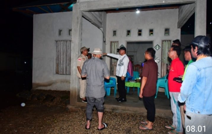Ke Desa Patuhu, Bupati Pohuwato Saipul Mbuinga Tinjau Lokasi Banjir
