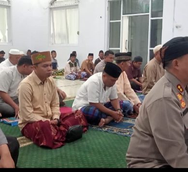 Kapolres AKBP Winarno SH, S.IK, Shalat Idul Adha Di Mesjid Polres Pohuwato 