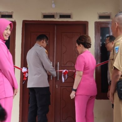 Polres Lahat Lakukan Giat Peresmian Bedah Rumah dan Sumur Bor dalam Rangka Hari Bhayangkara ke- 78