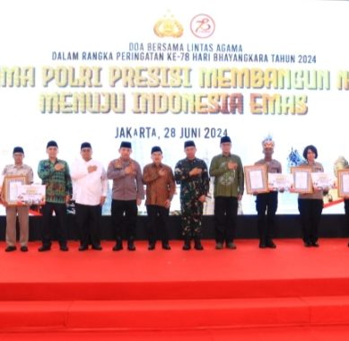 Polwan Polda Gorontalo Sabet Juara 1 Lomba Keagamaan Solo Lagu Kristiani