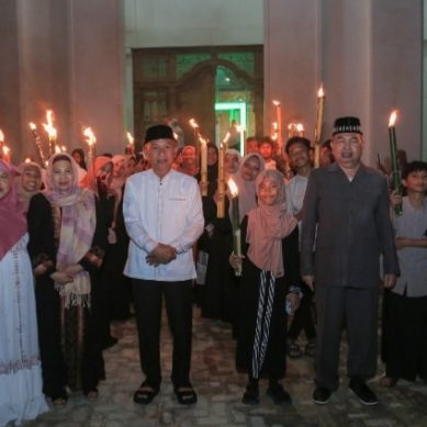 Pawai Obor  Bukan  Sekadar Tradisi, Tetapi  Sarana Memperkuat Ukhuwah Islamiyah