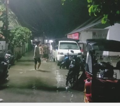 Luapan Air Danau Limboto, Membuat Warga Desa TualangoKecamatan Tilango Kabgor  “Mengungsi”