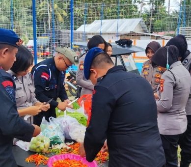 Brimob Polda Gorontalo Dirikan Dapur Umum, Bantu Warga Yang Terdampak Longsor