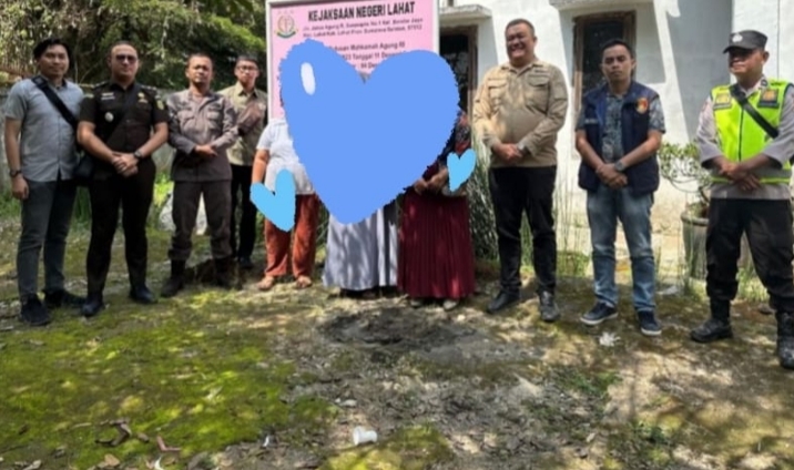 Tim Bidang Pidsus Kejaksaan Negeri Lahat Lakukan Penyitaan Aset Sertifikat Hak Milik Atas Kasus DD di Desa Gunung Megang Th 2019