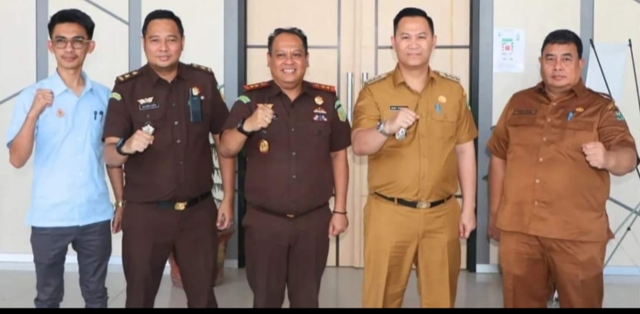 Silahturahmi Ke Kejari Muara Enim, Pj. Bupati Perkenalkan Diri dan Sampaikan Selamat Hari Adhyaksa Ke-64