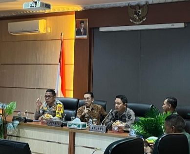 Ikuti Rapat Vidcon, Kapolres Lahat Siap Dukung Pemkab Lahat Didalam Pencegahan karhutla