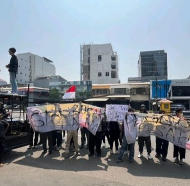 Pemuda Asal Bumi Seganti Setungguan yang Tergabung di GCL, Gelar Aksi Demonstrasi Ke Kantor GGB