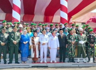 Dandim 1313 Pohuwato Hadiri Upacara Detik Detik Proklamasi Tingkat Kabupaten Di Halaman Kantor Bupati