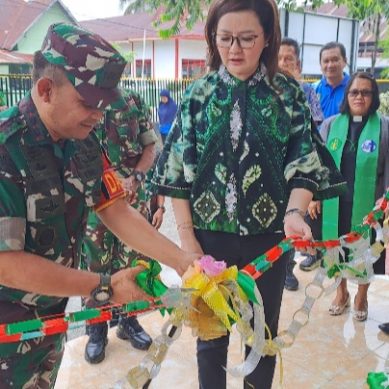 Bupati Poso di Dampingi Dandim 1307/Poso Resmikan Perehaban Gereja Oikumene Kodim 1307/Poso