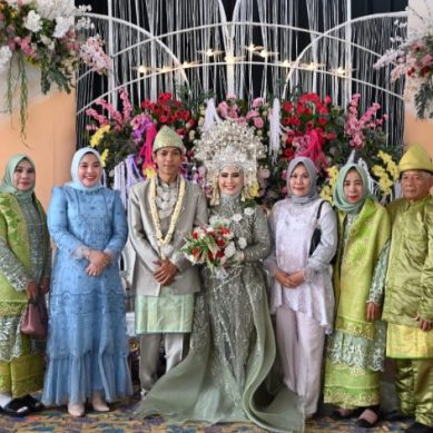 Hj. Lidyawati, Doakan Pasangan Prasetya Danuari dan Lelawati Semoga Sakinah, Mawaddah dan Warahmah