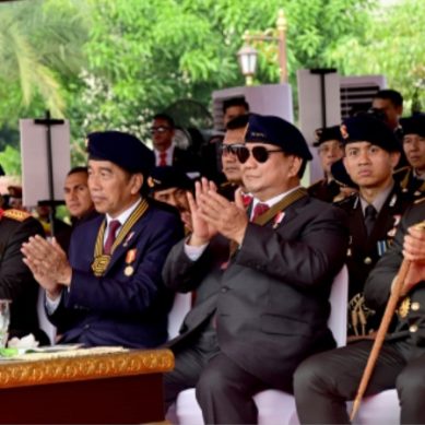 Presiden Jokowi Hadiri Apel Kesiapan Pengamanan Pelantikan Presiden dan Wakil Presiden 2024