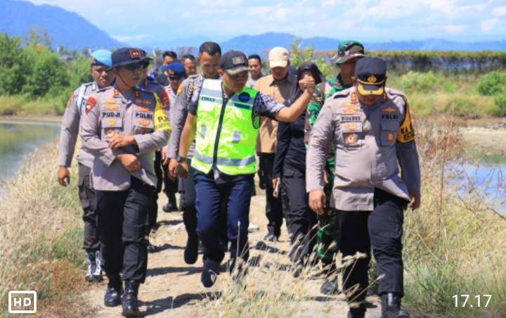Kapolda Gorontalo Tinjau Langsung Lokasi Kecelakaan Pesawat SAM Air di Randangan