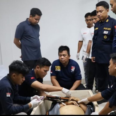 Tim Inafis Polda Gorontalo Lakukan Identifikasi Korban Pesawat Jatuh di Randangan