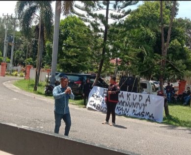 SOROTI OPERASIONAL PT IGL BTL DI POPAYATO, BARAKUDA DATANGI DPRD POHUWATO