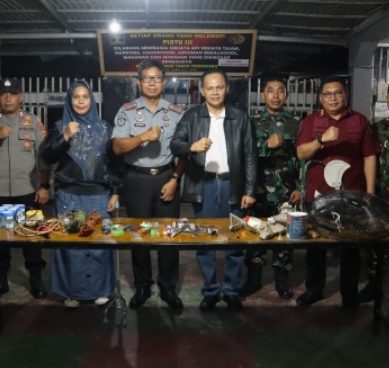 Lapas Gorontalo Gelar Razia Kamar Hunian dan Tes Urine Warga Binaan