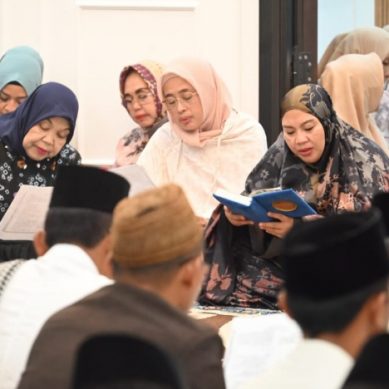 Hj Lidyawati – H Haryanto Gelar Istighosah dan Doa Bersama untuk Kelancaran Pilkada Lahat 2024