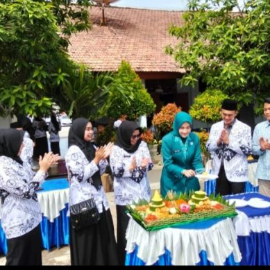 Hari PGRI 79 Tahun & Hari Guru Nasional Kabupaten Lahat, Plh Diknas Lahat Inspektur Upacara