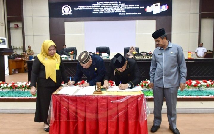 Bupati Pohuwato Saipul Mbuinga Hadiri Rapat Paripurna Ke – DPRD