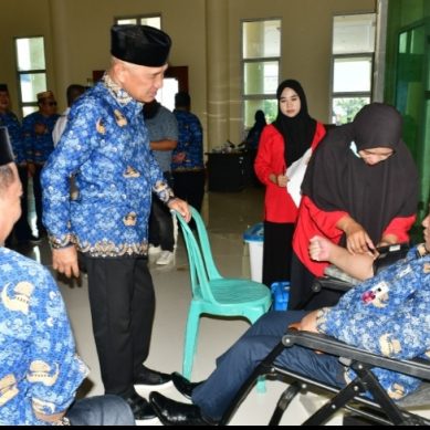 Bupati Saipul Mbuinga Pantau Aksi Donor Darah Korpri Pohuwato