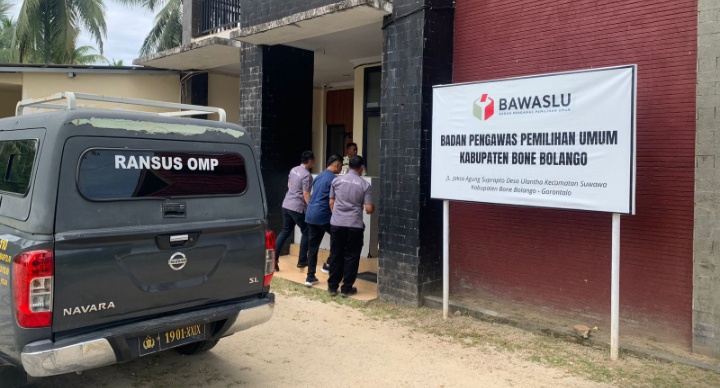 Masa Penetapan Pilkada 2024, Satgas Preventif Polda Gorontalo Laksanakan Patroli di Bawaslu Bonbol