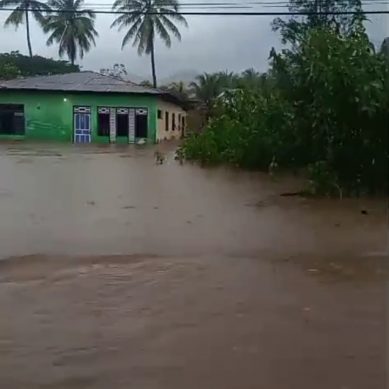 Dengilo Dan Paguat Pohuwato Di Terjang Banjir