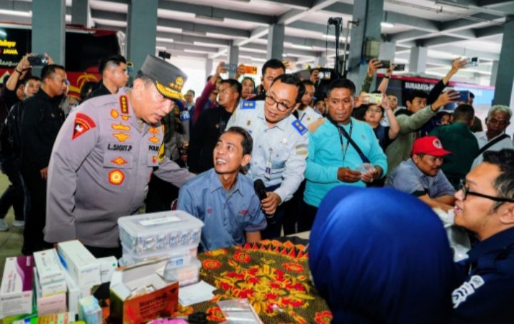 Jelang Nataru, Kapolri Cek Kesiapan Terminal Hingga Wisata di Solo