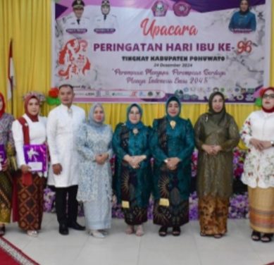 Lomba Kebaya Nasional Menjadi Salah Satu Rangkaian Acara Pada Hari Ibu Ke – 96 Di Pohuwato