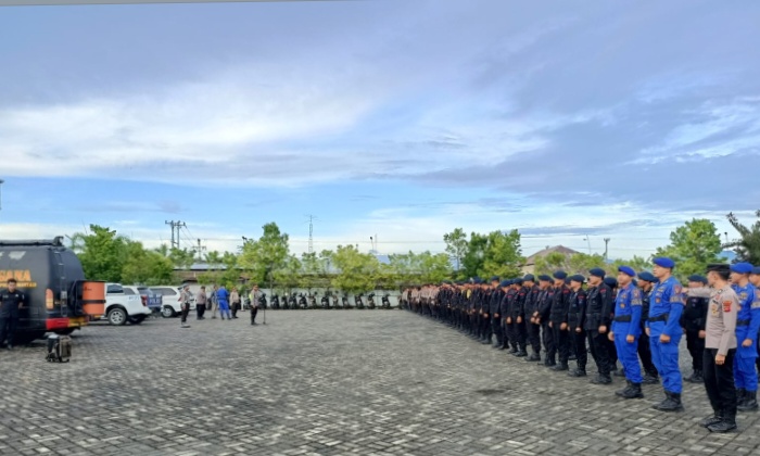 Polda Gorontalo Amankan Rapat Pleno Terbuka Penetapan Pasangan Calon Terpilih Gubernur dan Wakil Gubernur Gorontalo Pilkada 2024