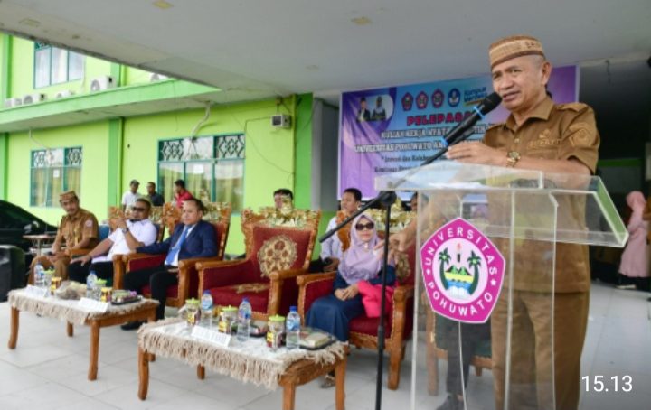 Bupati Saipul Mbuinga Melepas Peserta KKN Tematik Unipo