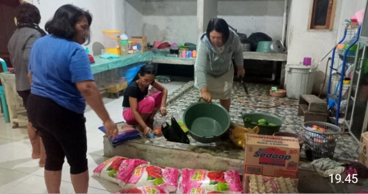 Pemdes Londoun Buka Dapur Umum
