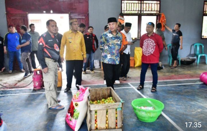Ke Popayato, Bupati Saipul Mbuinga Langsung Tinjau Dapur Umum