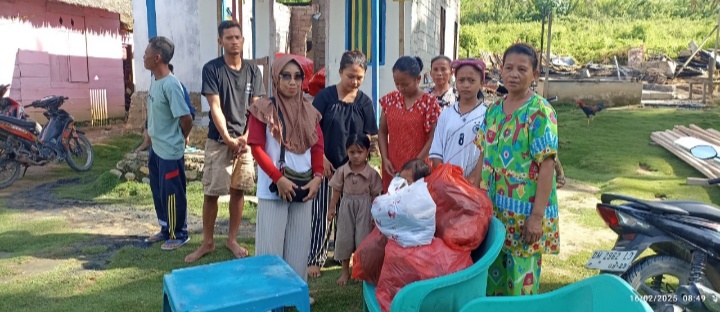 PGP Bantu Padamkan Kebakaran Dua Rumah Di Desa Hulawa