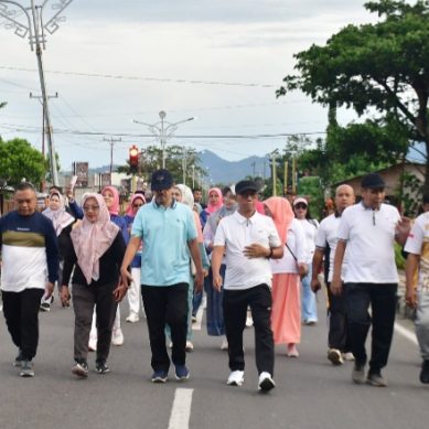 Wakil Bupati Pohuwato, Iwan S. Adam, Canangkan Kegiatan Car Free Day  Di Pelataran Pantai Pocin