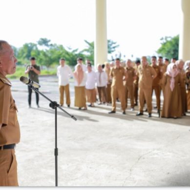 Awali Hari Kerja, Wabup Pimpin Apel Perdana