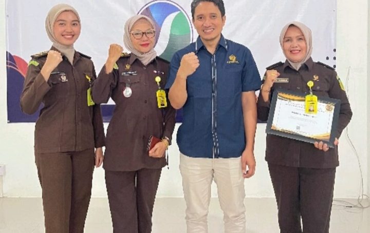 Kajari Lahat Raih Piagam Penghargaan dari KPKN