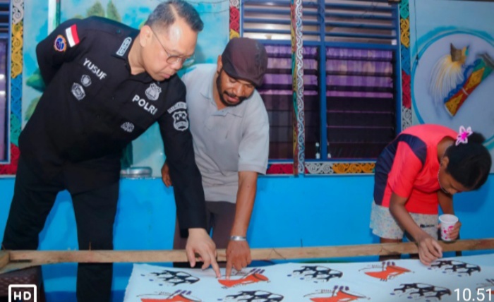 Kasatgas Humas Ops Damai Cartenz-2025: Batik Papua, Identitas Budaya yang Harus Dijaga