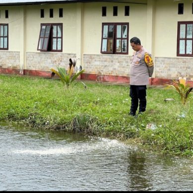 POLRES POHUWATO LEPAS BIBIT IKAN LELE, UPAYA MENDUKUNG KETAHANAN PANGAN