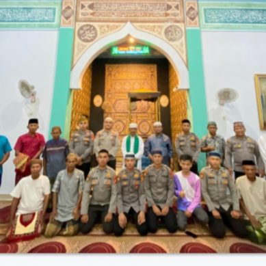 Safari Ramadhan, Samapta Polda Gorontalo Salurkan Al-Qur’an ke Masjid