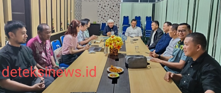 Bupati Pohuwato Saipul Mbuinga Terima Investor Dari Cina