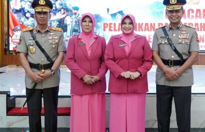 Serah Terima Jabatan, Irjen Pol Drs. R. Eko Wahyu Prasetyo, S.H. Resmi Kapolda Gorontalo