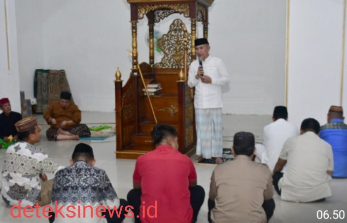 Shalat Tarawih, Bupati Di Popayato Induk, Wabup Di Poptim