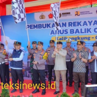 Polri Lepas Flag Off One Way Nasional Arus Balik Lebaran 2025 di KM 414 Sampai KM 70 Hari Ini