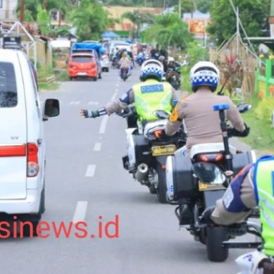 Polda Gorontalo  Patroli Bermotor Cek Pos Ketupat dan Arus Lalu Lintas